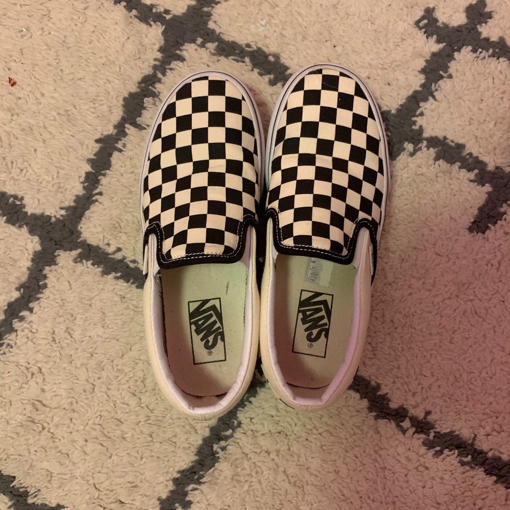 Platform checkerboard slip on vans